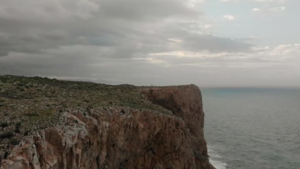 Vue Aérienne Une Falaise Rocheuse Avec Arrière Plan Mer Denia — Video