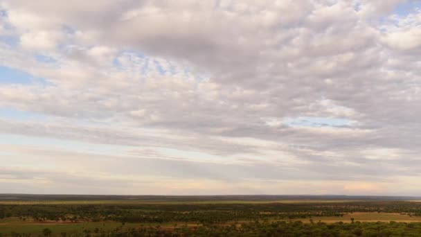 Čas Serengeti Ubíhá Při Západu Slunce Statické — Stock video