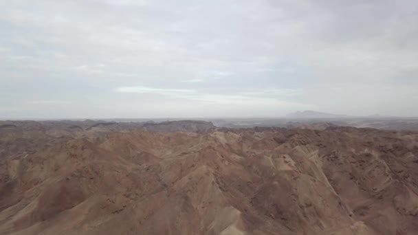 Luftflug Über Die Goanikontes Felsgipfel — Stockvideo