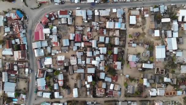 Barackenstadt Luftaufnahme Über Madagaskar — Stockvideo