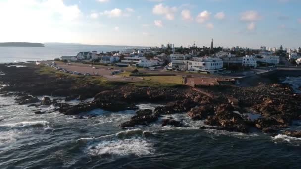 Místo Punta Del Este Uruguay Léto Dron Letí Pevninu Oceánu — Stock video