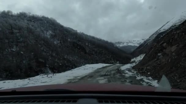 Endlose Aussicht Auf Schneebedeckte Berge — Stockvideo