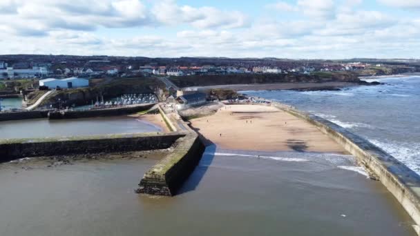 Aerial Drone Shot Flying Small Beach Seaham County Durham England — Stock Video