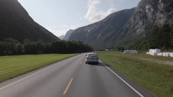 Auto Rijden Het Platteland Road Scenic Valley Achtergrond Romsdalen Noorwegen — Stockvideo