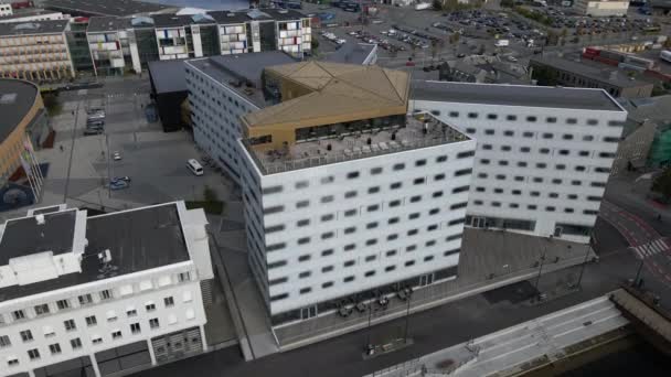 Hotel Estrelas Convention Com Vista Geral Fiorde Terraço Porto Trondheim — Vídeo de Stock