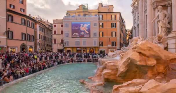 トレビの泉またはイタリア ローマ市内中心部のFonatana Trevi — ストック動画