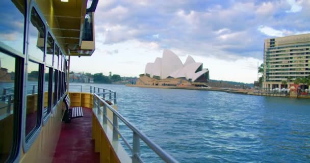 Vyhlídková Plavba Sydney Harbour Výhledem Majestátní Sydney Opera House Novém — Stock video