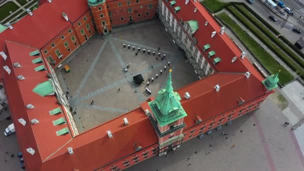 Pandangan Udara Yang Menghadap Kastil Kerajaan Kota Tua Warsawa Polandia — Stok Video