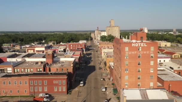 Abilene Kansas Centrum Skyline Drone Video Gaat Vooruit — Stockvideo