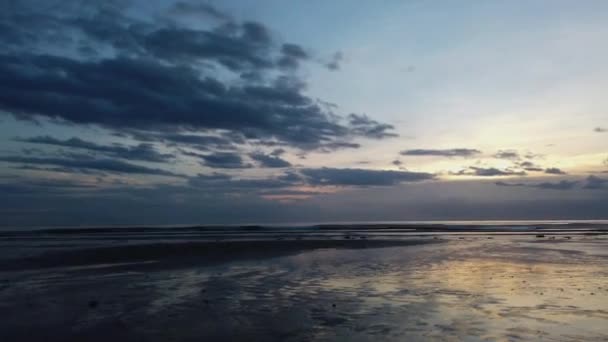 Timelapse Port Douglas Nio Mile Stranden Vid Soluppgången — Stockvideo