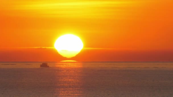 Fishing Boat Silhouette Orange Sunrise Calm Sea Sun Horizon — Stock Video