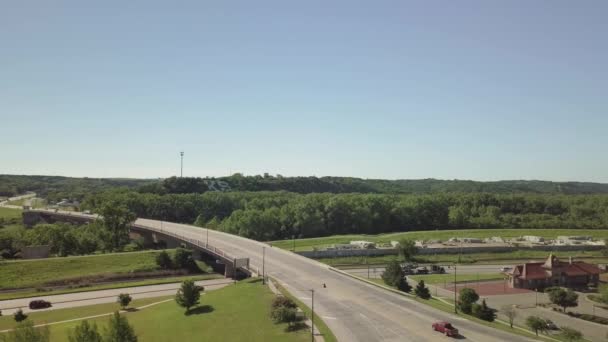 Вид Мост Автомобильного Эстакады Автостраду Канзас Сбоку Над Головой — стоковое видео