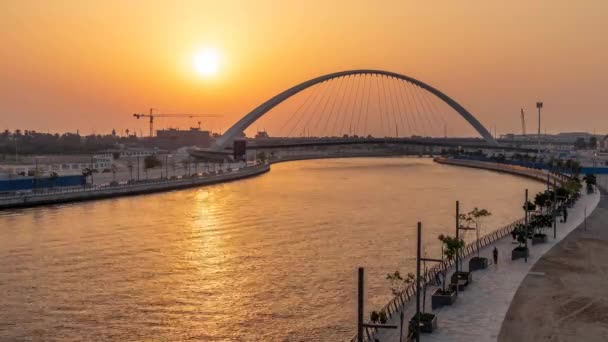 Timelapse Video Durante Atardecer Mostrando Canal Agua Dubai Puente Tolerancia — Vídeo de stock