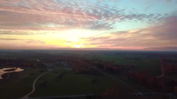 Nın Estonya Çektiği Kızıl Gökyüzü Videosu — Stok video
