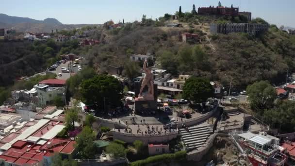 Hava Aracı Meksika Daki Tepelik Arazide Gündüz Vakti Dev Bir — Stok video