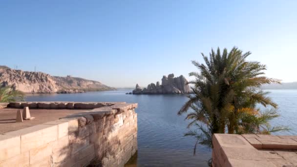 Вид Скелі Річці Ніл Храму Філи Асуані Єгипет — стокове відео