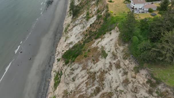Aerial Shot Miring Untuk Menunjukkan Besarnya West Beach Bluff Pulau — Stok Video