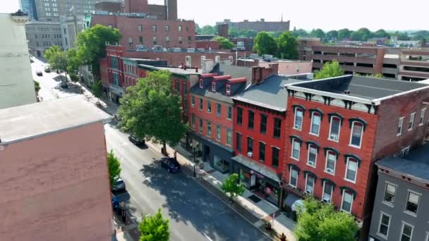 Small City Street Lined Brick Apartment Buildings Small Businesses Quaint — Stock Video
