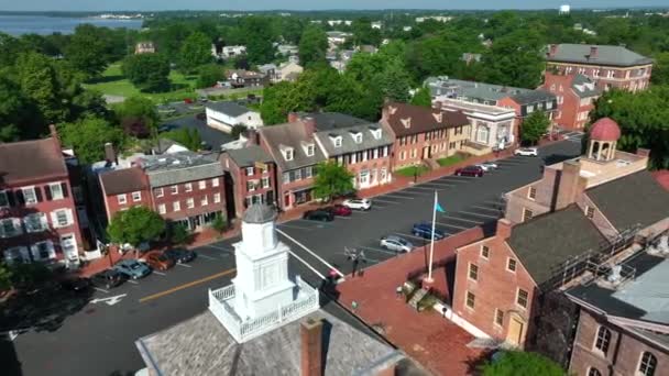 New Castle Delaware Aerial Old Courthouse Colonial Buildings Homes Town — Stock Video