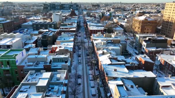 Vuelo Aéreo Con Drones Durante Tormenta Nieve Invierno Ciudad Americana — Vídeos de Stock