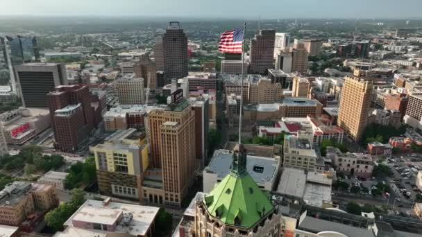 San Antonio Texas Met Amerikaanse Vlag Luchtfoto Het Gouden Uur — Stockvideo