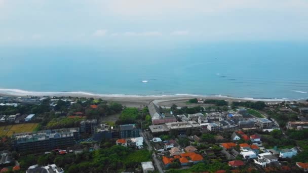 Imágenes Cinematográficas Drones Playa Berawa Canggu Bali Con Hermosos Paisajes — Vídeo de stock