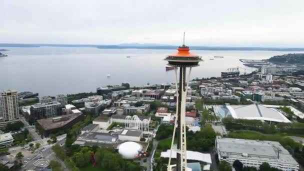 Drone Fly Shot Space Needle Observation Deck Building Seattle Washington — Stock Video