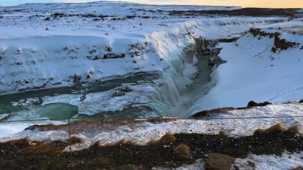 Gullfoss Vodopád Zimě Kaňon Řeky Hvt Island Nádherný Výhled Vrcholu — Stock video