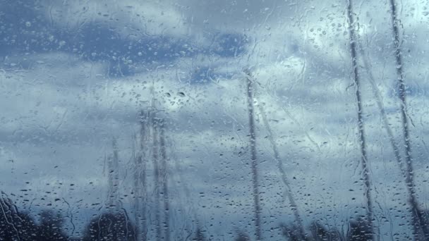 Mástiles Velero Visto Través Ventana Gota Lluvia Día Costero Lluvioso — Vídeo de stock