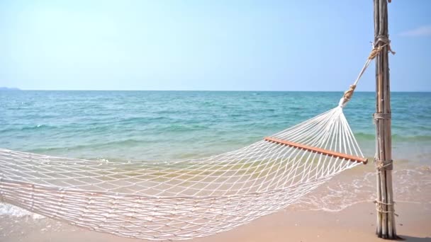 Prázdné Hammock Čisté Lůžko Tropické Pláži Luxusní Dovolená Koncepce — Stock video