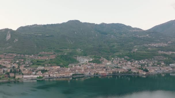 Aerial View Lake Iseo City Lovere Which Runs Lake Morning — Stok video