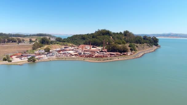 Ogromny Cegielnia Przemysłowa Wybrzeżu Zatoki San Francisco Koncepcja Środowisko Harmonia — Wideo stockowe