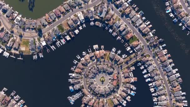 Waterfront Properties Man Made Community Discovery Bay California Straight Aerial — Stock Video