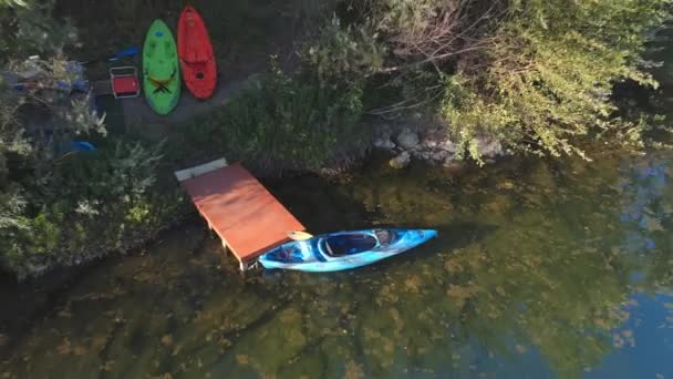 Orta Kaliforniya Daki Rus Nehri Ndeki Küçük Ahşap Bir Rıhtımda — Stok video