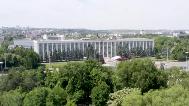 Αεροφωτογραφία Της Κυβερνήσεως Της Δημοκρατίας Της Μολδαβίας Στο Κισινάου — Αρχείο Βίντεο
