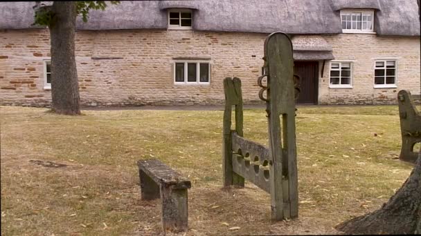 Zásoby Bičování Vesnici Green Rutland Village Market Overton England — Stock video