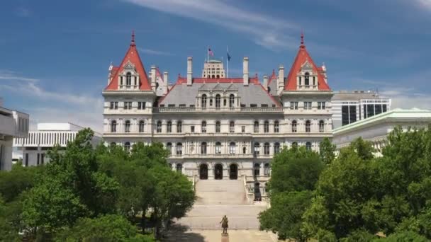 New York State Capitol Building Albany Nova York Com Drone — Vídeo de Stock
