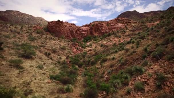 Flyin Dicht Bij Sneed Cory Franklin Mountain State Park Paso — Stockvideo