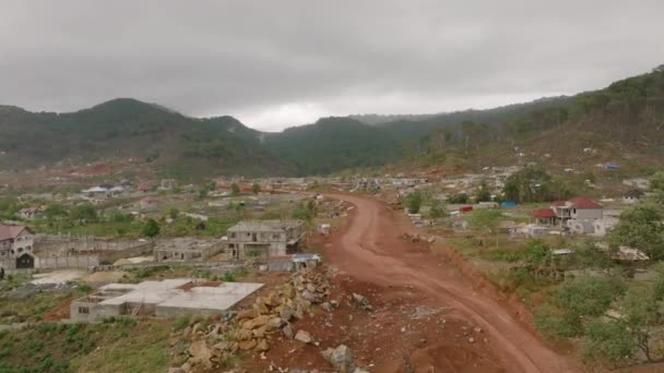 Volano Aereo Una Strada Sterrata Costruzione Sierra Leone Africa — Video Stock