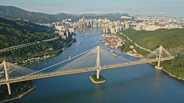 Tsuen Wan Provoz Mostě Ting Kau Hongkongu Zlaté Hodině — Stock video