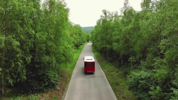 Tour Del Carrello Viaggiare Sulla Strada Vuota Passando Vicino Alla — Video Stock