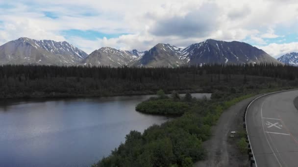 Drone Video Mountain Peaks Granite Creek Cerca Del Parque Nacional — Vídeos de Stock