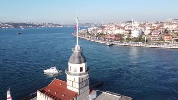 Uma Bela Antena Estreito Bósforo Istambul Turkiye Uma Bandeira Turca — Vídeo de Stock