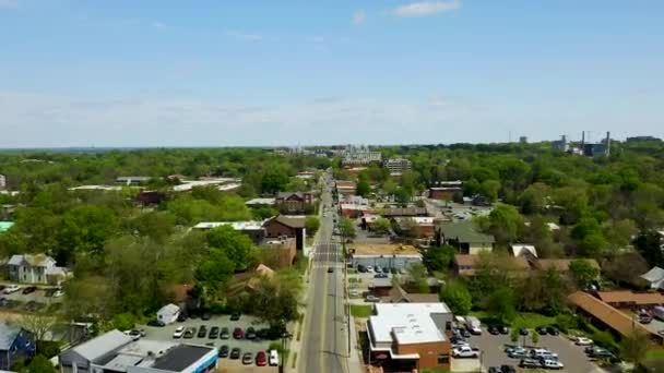 Drone Push Small Town Usa Downtown Carrboro North Carolina Summer — Stock video