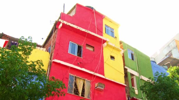 Colorido Edificio Construido Contra Una Ladera Favela Río Janeiro Brasil — Vídeos de Stock