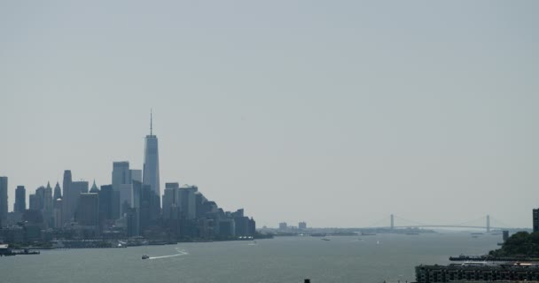 Downton Manhattan Med Verrazzano Bridge Avstånd New York City Usa — Stockvideo