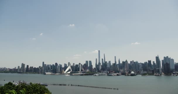 Brett Pan Från Övre Till Nedre Manhattan New York City — Stockvideo