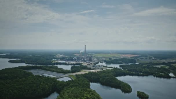Hyperlapse Aus Der Luft Fliegen Auf Ein Kraftwerk North Carolina — Stockvideo