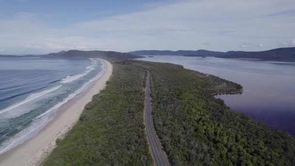 Lakes Way Otoczony Bujną Roślinnością Nowej Południowej Walii Australia Zdjęcia — Wideo stockowe