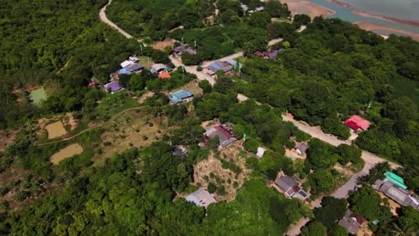 Vista Aérea Pequeñas Casas Isla Cerca Koh Samui Tailandia — Vídeos de Stock